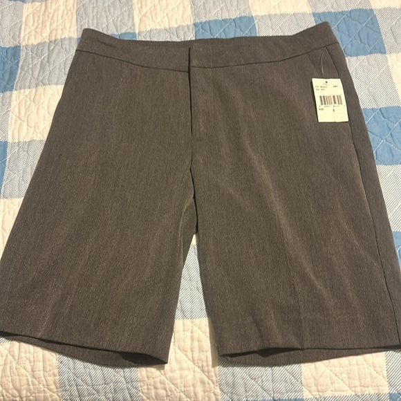 NWT From the Kloth Bermuda Dress
Shorts Gray - Picture 4 of 13